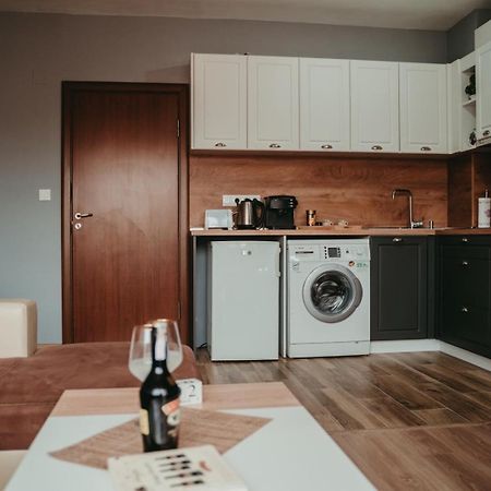 Tyulev Apartment 2 Varna Esterno foto